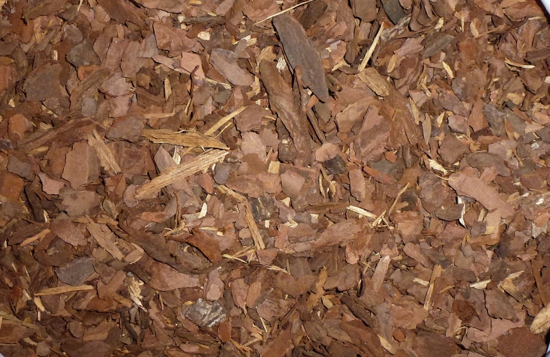 2 cubic foot bagged Pine Bark Mulch